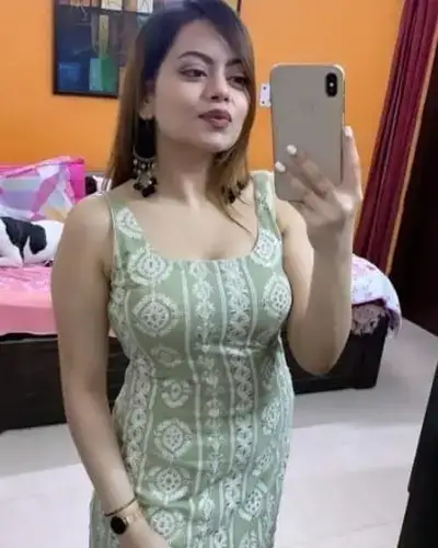 Call Girl in Zawlnuam
